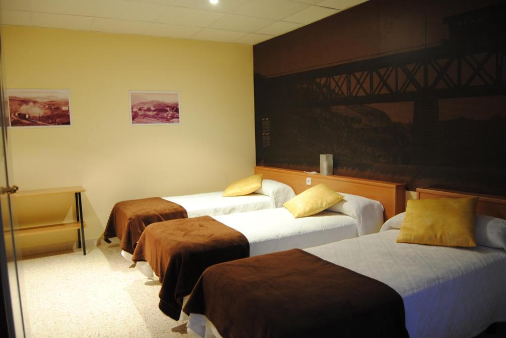 Guilleumes Montserrat Monistrol de Montserrat Kamer foto