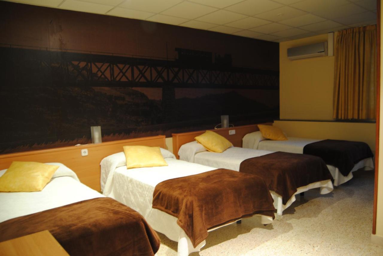 Guilleumes Montserrat Monistrol de Montserrat Kamer foto